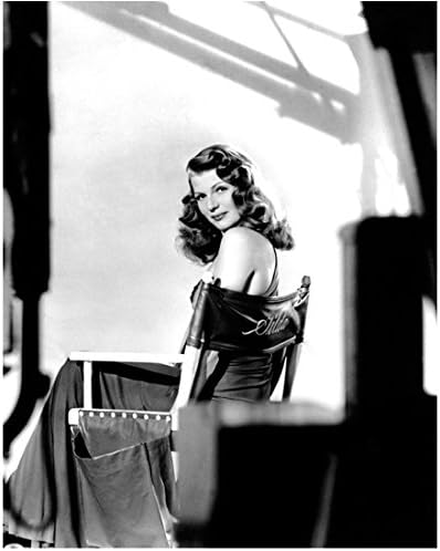 Rita Hayworth Gilda Vintage Estélyi Ruha Ül a rendezői Székben Keres, a Vállán Át a Promóciós Fekete & Fehér, 8 x 10 Fotó