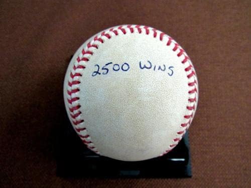 Bobby Cox 2500 Nyer Atlanta Braves Hof Aláírt Auto 2500 Megnyerjük A Játékot Baseball Szövetség - Dedikált Baseball
